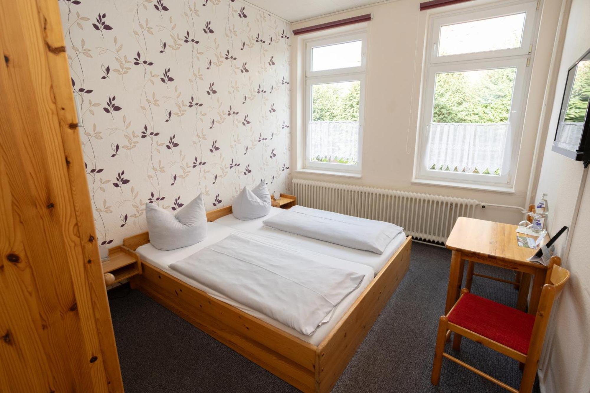Hotel Zur Linde 3*