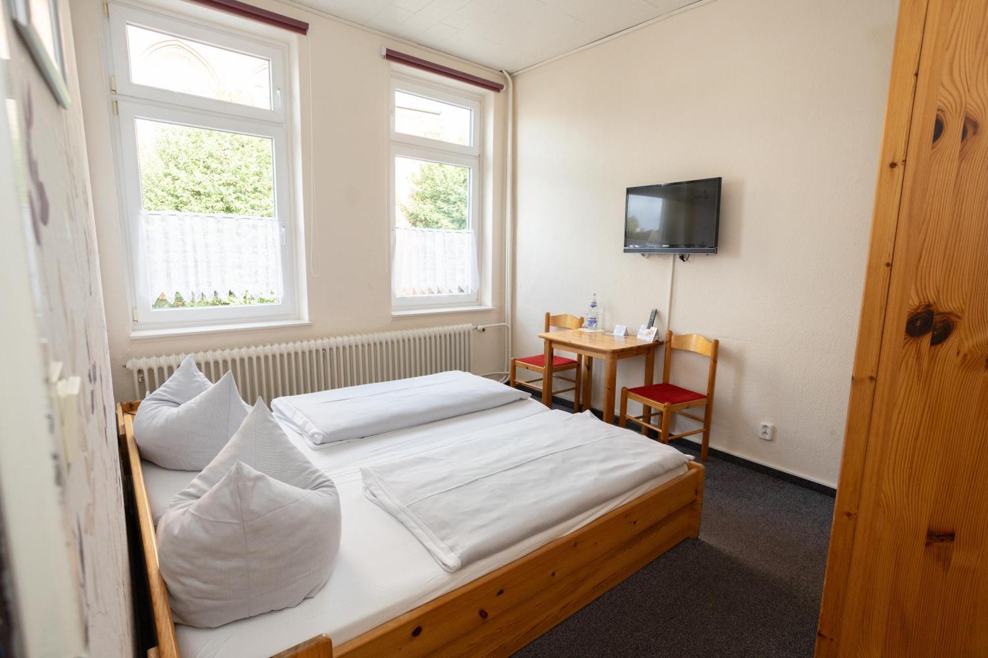 Zur Linde Hotel